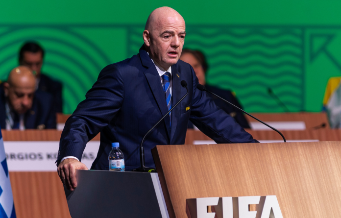 Gales es la primera federación que retira su apoyo a Infantino